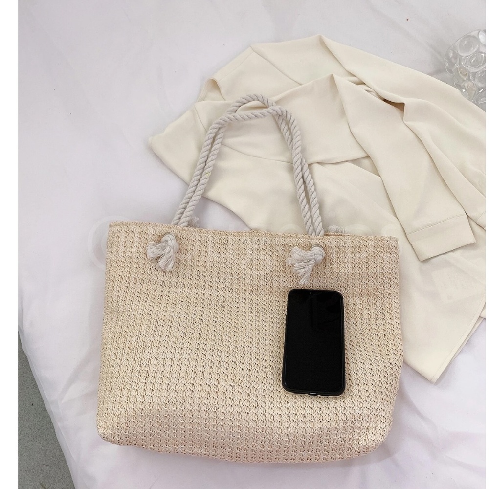 Large Tote Straw Bag Beige Lined Rope Handles - Picture 5 of 6